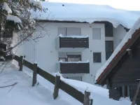 Cozy apartment for 2 persons with mountain views, 200 m to Ski and Hiking area