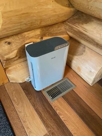 Relaxing log home on a private mountainside in Rappahannock County, Virginia