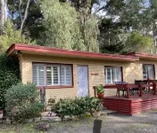 Bradshaw House Self contained cabin 6