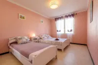 Le charmant, Superb T3 on 1st floor, 150m from the sea and shops