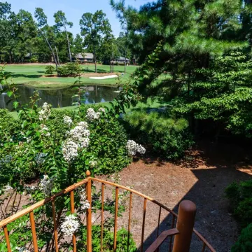 Golf front home with 8 beds