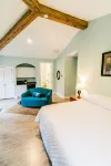 Suite w/ Private Entry and Nature Trails 40 cleaning) Hotels in Steele Creek