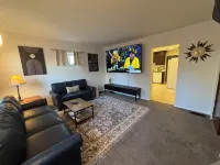 Charming Updated 2-bedroom Lakewood Oasis