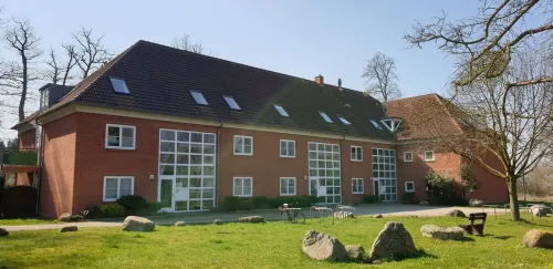 Apartment with Baltic Sea view and south-facing balcony Hotels in Bastorf