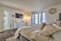 Brand New Modern-Chic Townhome with Deck!