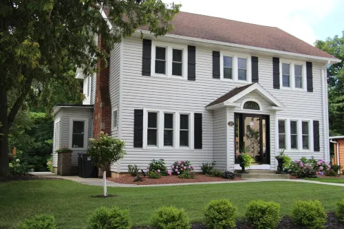 30 Second Walk To Downtown Hotel a Elkhart Lake