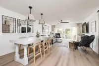 Ultra-Clean, Designer Condo in Downtown Scottsdale