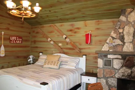 Cabin 2 on Stony Point