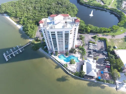 Spectacular Views!!  Beautifully Updated!!  No Resort Fees!
