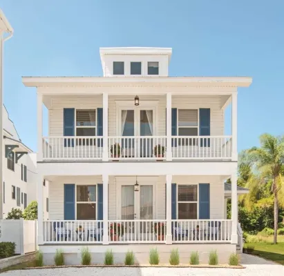 Designer Home for 8 Walk to Downtown Dunedin and Waterfront Pets Ok