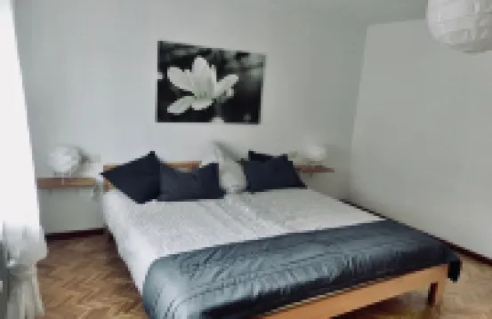 Bright, modern apartment with charm in Dahn Hotels in Dahn