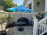 Beautiful Townhouse at De Tonti Square