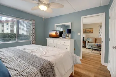 St Augustine Beach Condo steps from the beach! Hotels near Saint Augustine Beach