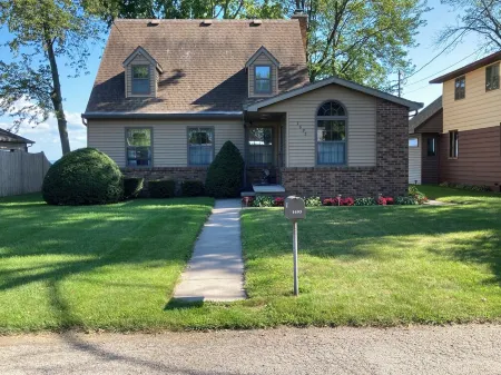 2025 NFL Draft, Green Bay Packer home games and EAA rental on Lake Winnebago