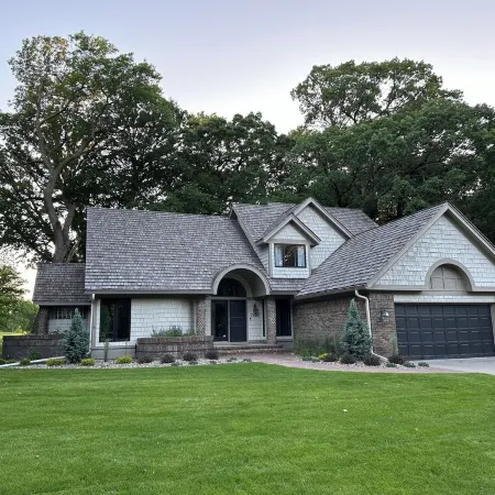 Beautiful Fully Remodeled House Located on Hazeltine National Golf Club.