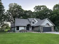 Beautiful Fully Remodeled House Located on Hazeltine National Golf Club.