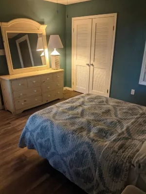 Tarpon Tavern at Glades Villas-One bedroom Apartment