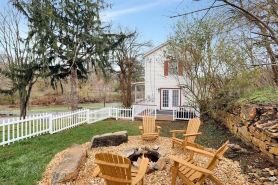 Hawksbill Home~Hot Tub~Modern~Porch~Wifi~Dogs
