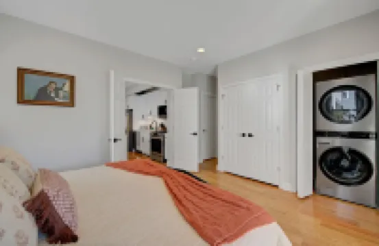 Palmer Square 1BR w/ Private Patio