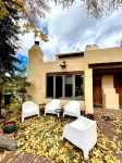 Cozy Mountain Retreat w/Chef's Kitchen Hotels in 