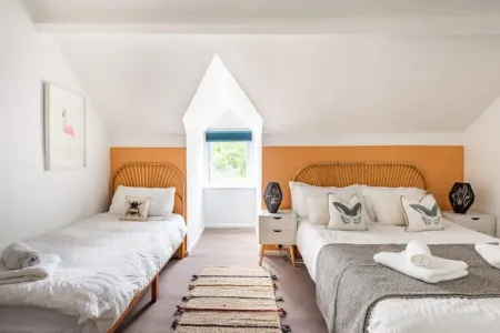 Penarth Townhouse close to Sea and City Отели рядом с достопримечательностью «Юниверсити Хоспитал Лландо»