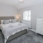 Modern Property in Town Centre Location With Parking Hotel a Ruthin