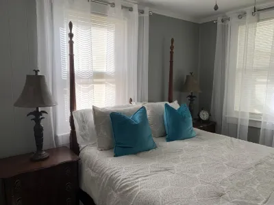 Capital City Cottage Hotels near Kentucky State University