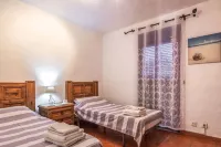 Unique Moroccan  style detached villa with  private pool n a prestigious area!