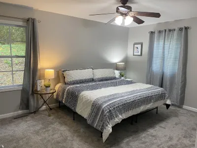 New!! Woodcrest Cottage - Close to Tri-Cities Hotels near Tri-Cities Regional Airport
