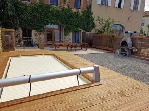 Maison Indépendante, Canal du Midi, Piscine Hotels in Homps