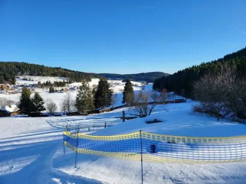 Top apartment Wolfspfote in the vacation resort with swimming pool in the Hochschwarzwald paradise