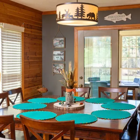 Pristine lake house offering watersports, gameroom favorites, and stunning view Отели в г. Клайнс