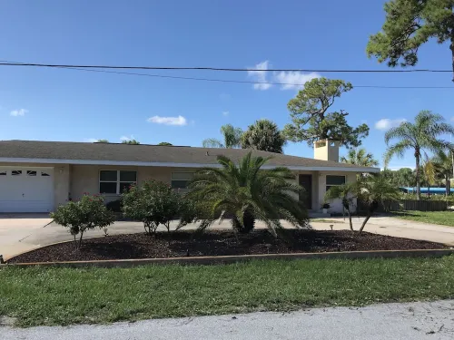 Fishing/ Boating Canal Front Home