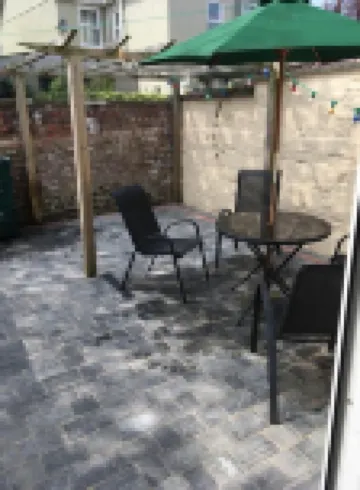 Conwy Town Cottage Sleeps 4 + Cot, Fast Wifi , Private Enclosed Courtyard