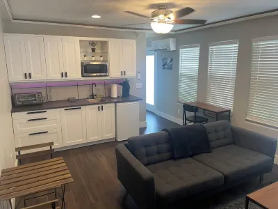 Cute Modern Apartment in Downtown Omaha Hotels in 