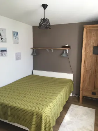 Charming renovated house Le Pouliguen Center. Everything on foot.