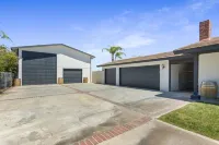 Dove Creek Retreat - Resort Style Home, Saltwater Pool/Jacuzzi, Highspeed Wi-Fi