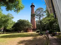 Don’t Worry, Beach Happy at Beacon Quarters Hotels in Corolla