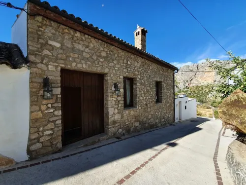 Luxury Villa with private pool in Montejaque, Ronda, Andalucia, Spain - Homestays