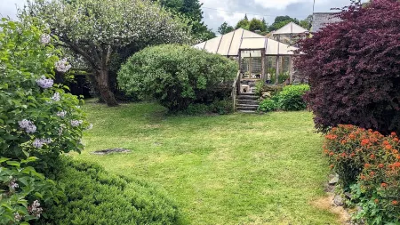 Stunning Period Farmhouse in Rural Setting Отели в г. Коруэн