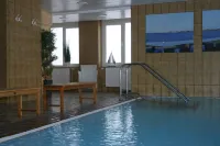 Exclusive apartment-near the beach-swimming pool-sauna-balcony-parking space - Pool