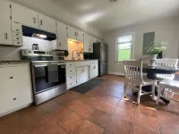 Whitley Woods Cottage, secluded on 80 acres, Chadwick MO