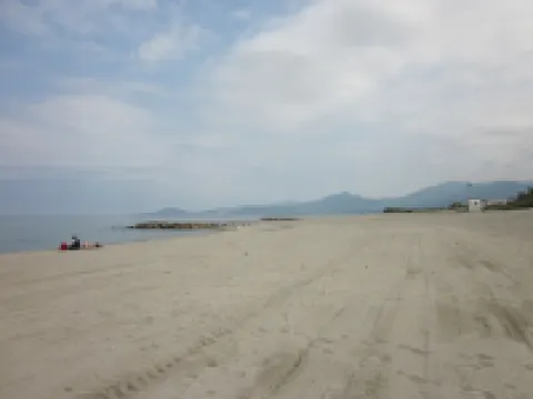 QUIET, HIGH STANDING, LARGE TERRACE AND SWIMMING POOL NEAR THE BEACH