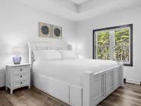 New, charming custom home, 7 minute walk to the beach