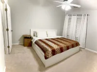 Executive & Luxury 2bedroom Townhome Hotels near Sprouts Farmers Market