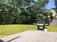 Historic Oak Bluffs home, short walk to town, beach, and harbor. Hotels near Trinity Park Tabernacle