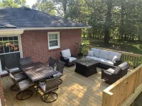 Hideaway Hill - the peacefulness you want within walking distance to downtown.