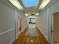 Peaceful 3 bedroom oasis home close to tennis and shopping