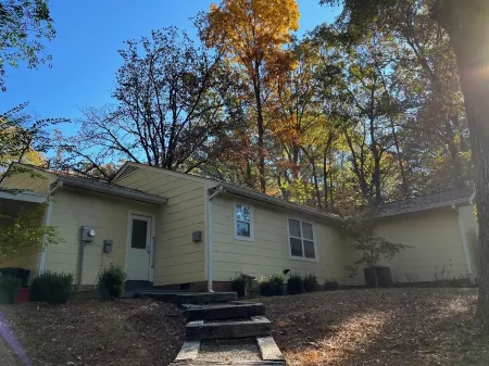 Cute House in Middle of Oxford! SO Close to Ole Miss. Convenient to Everything.