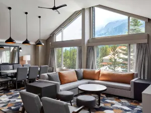 Kananaskis Mountain Lodge, Autograph Collection